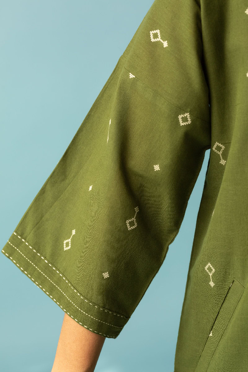 Image for Kusvaa Cood097 Sriyasri Handloom Cotton Kurta Pant Set Sitting
