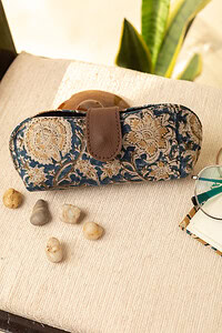 Image for Kusvaa Eyc017 Chashm E Baddoor Sunglass Spectacles Cover Featured