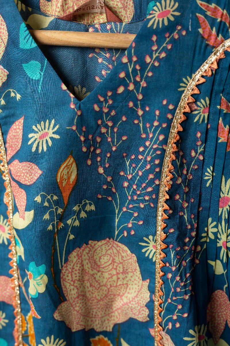 Image for Kusvaa Grw081 Tanmayi Cotton Girls Kurta Pant Set Closeup
