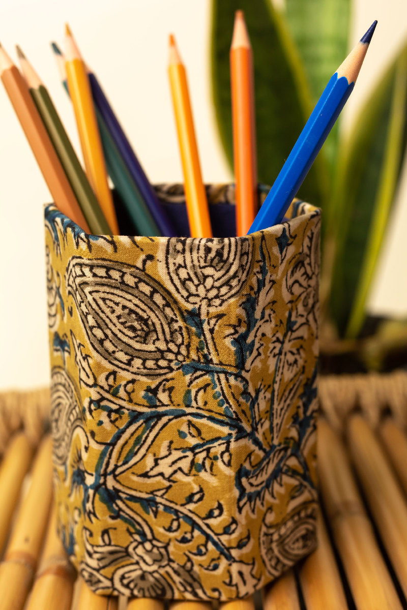 Image for Kusvaa Peh013 Kalam Dhari Pen Holder Featured