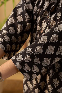 Image for Kusvaa Shk031 Lavya Cotton Short Kurti Sleeves
