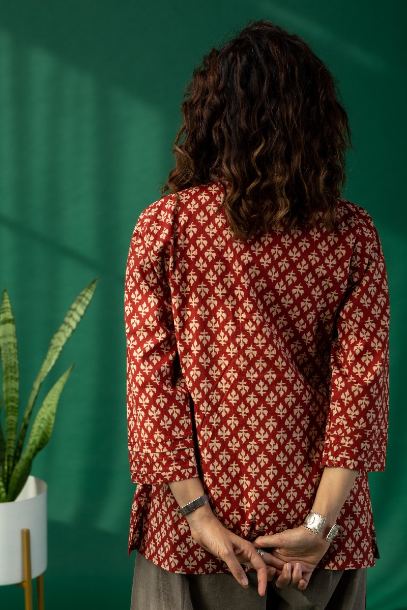 Image for Kusvaa Shk033 Devangi Cotton Short Kurti Back