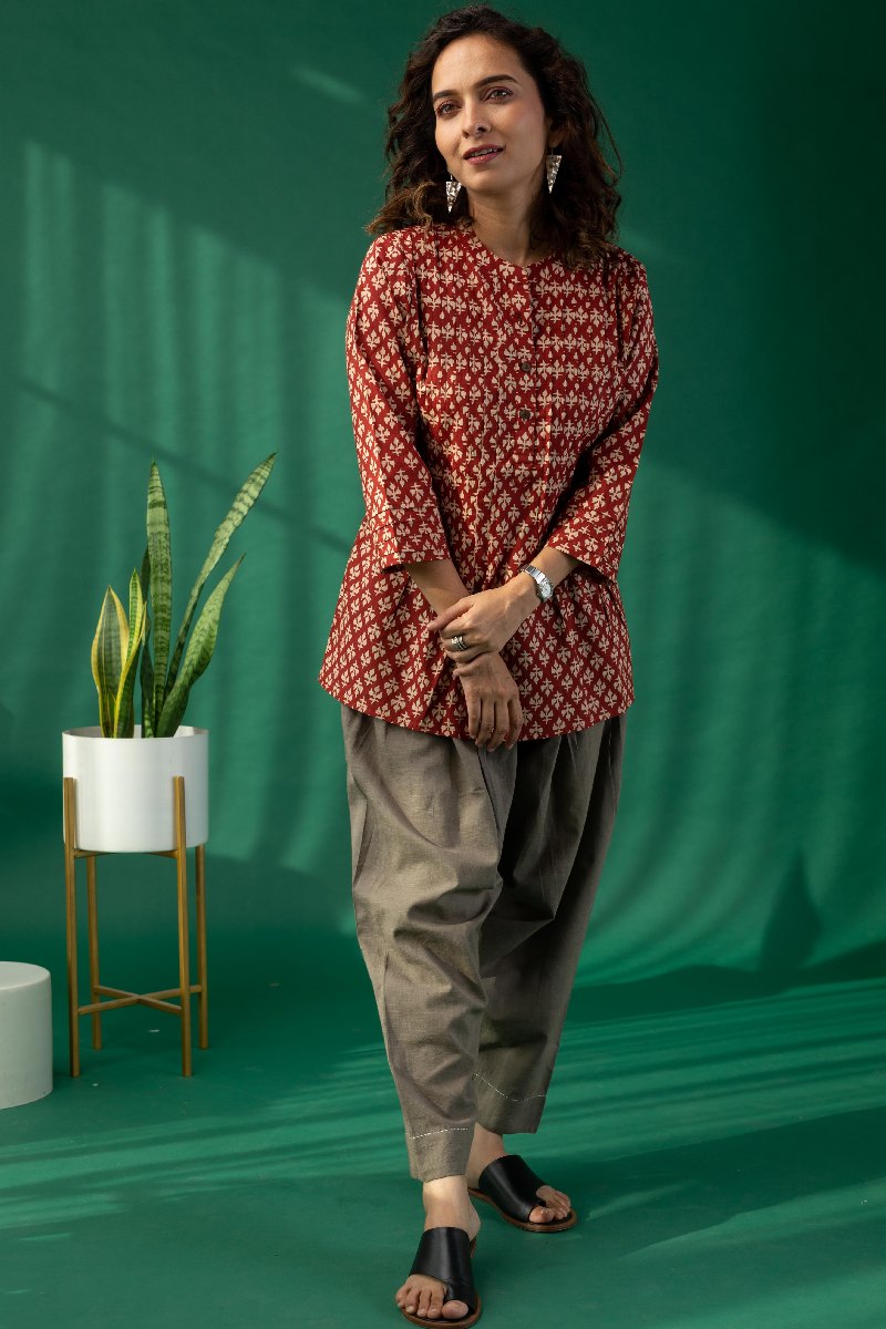 Image for Kusvaa Shk033 Devangi Cotton Short Kurti Side
