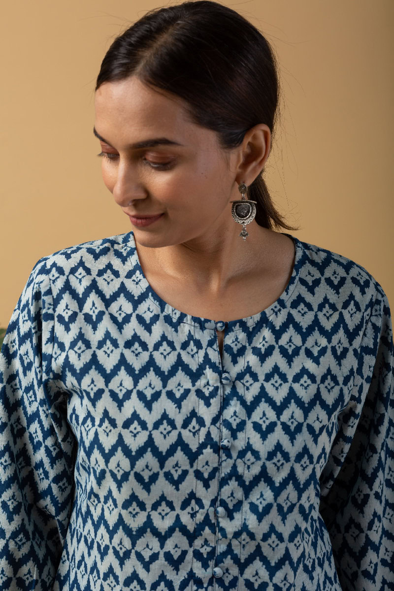 Image for Kusvaa Shk038 Darshana Cotton Short Kurti Sitting