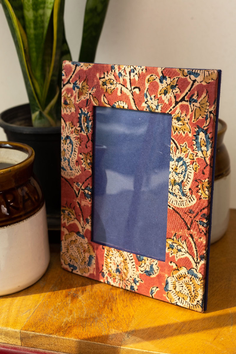 Image for Kusvaa Uph006 Chitran Photo Frame Featured