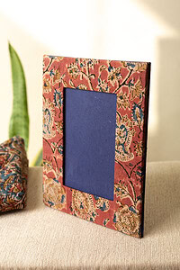 Image for Kusvaa Uph006 Chitran Photo Frame Front