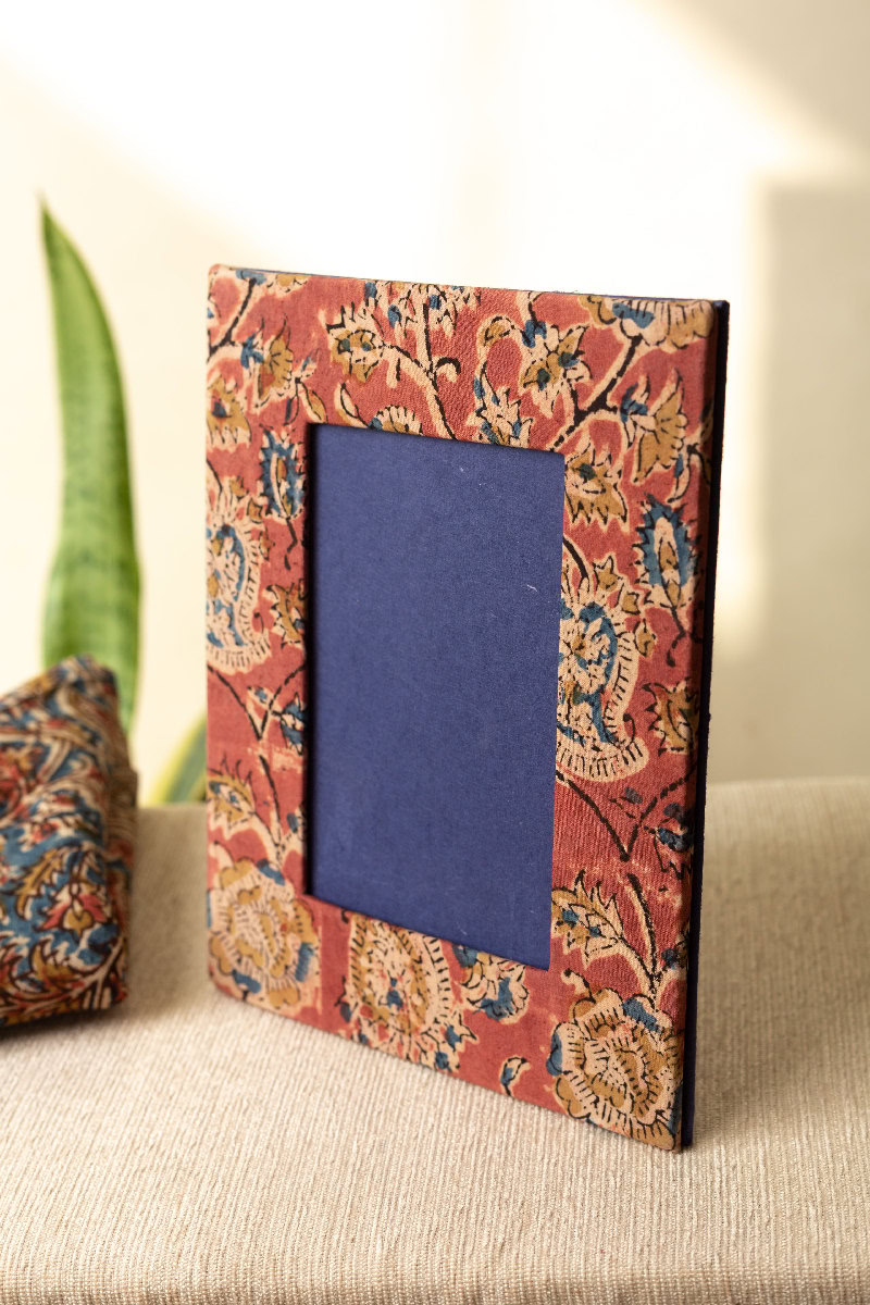 Image for Kusvaa Uph006 Chitran Photo Frame Front