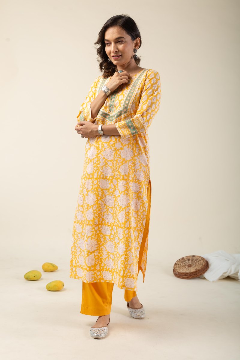 Image for Kusvaa Wkr165 Nadia Cotton Handblock Kurta Front