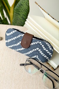 Image for Kusvaa Eyc020 Chashm E Baddoor Sunglass Spectacles Cover Side