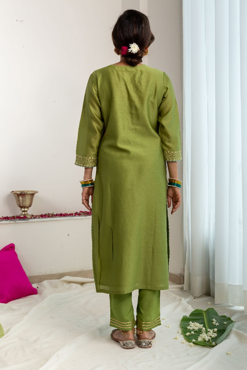 Image for Kusvaa Wkr186 Bhavini Chanderi Straight Fit Kurta Closeup 3