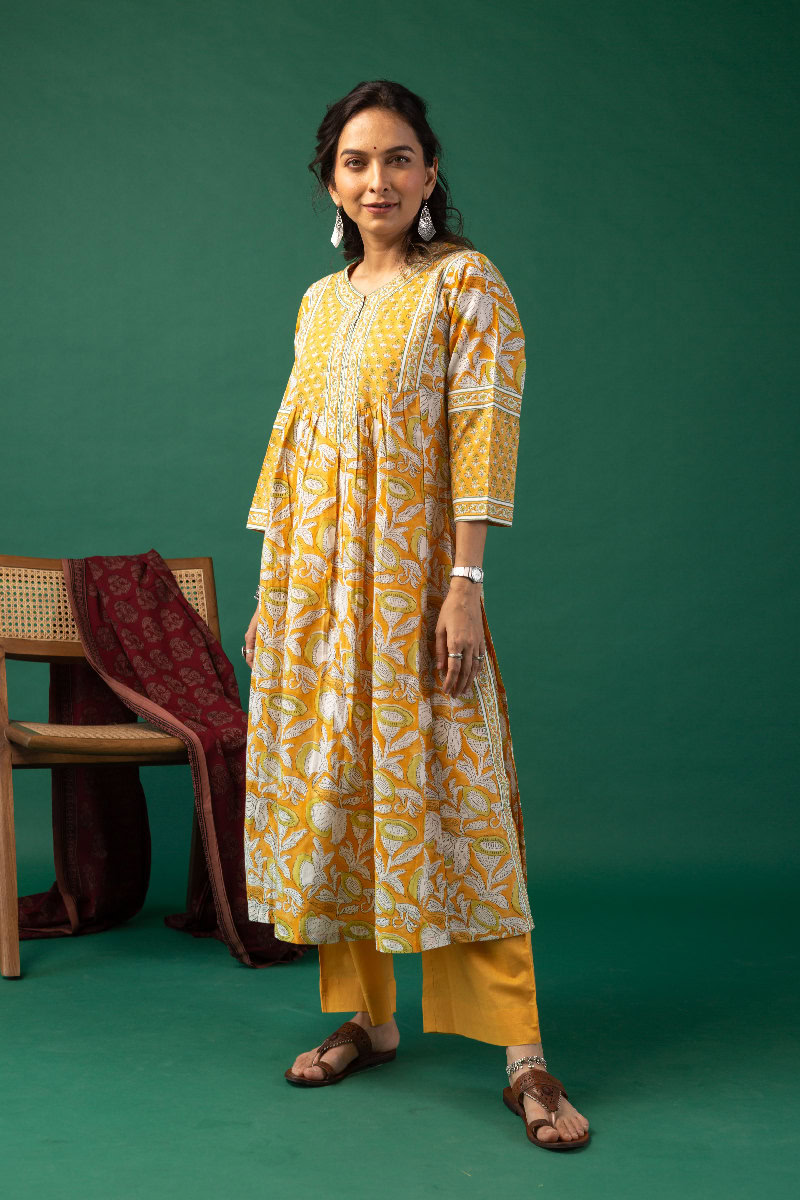 Image for Kusvaa Wkr187 Darpana Cotton Block Print Kurta Closeup 2