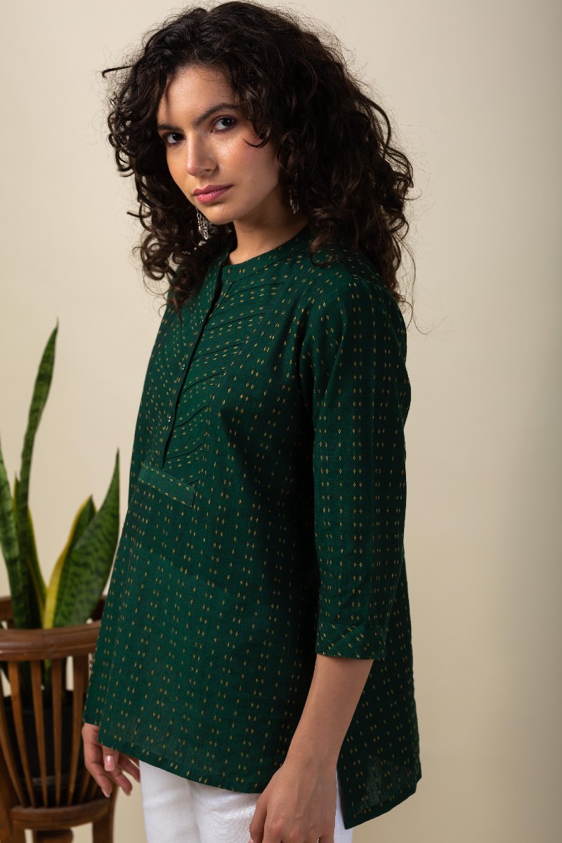 Image for Kusvaa Shk053 Vritika Handloom Cotton Short Kurti Sitting