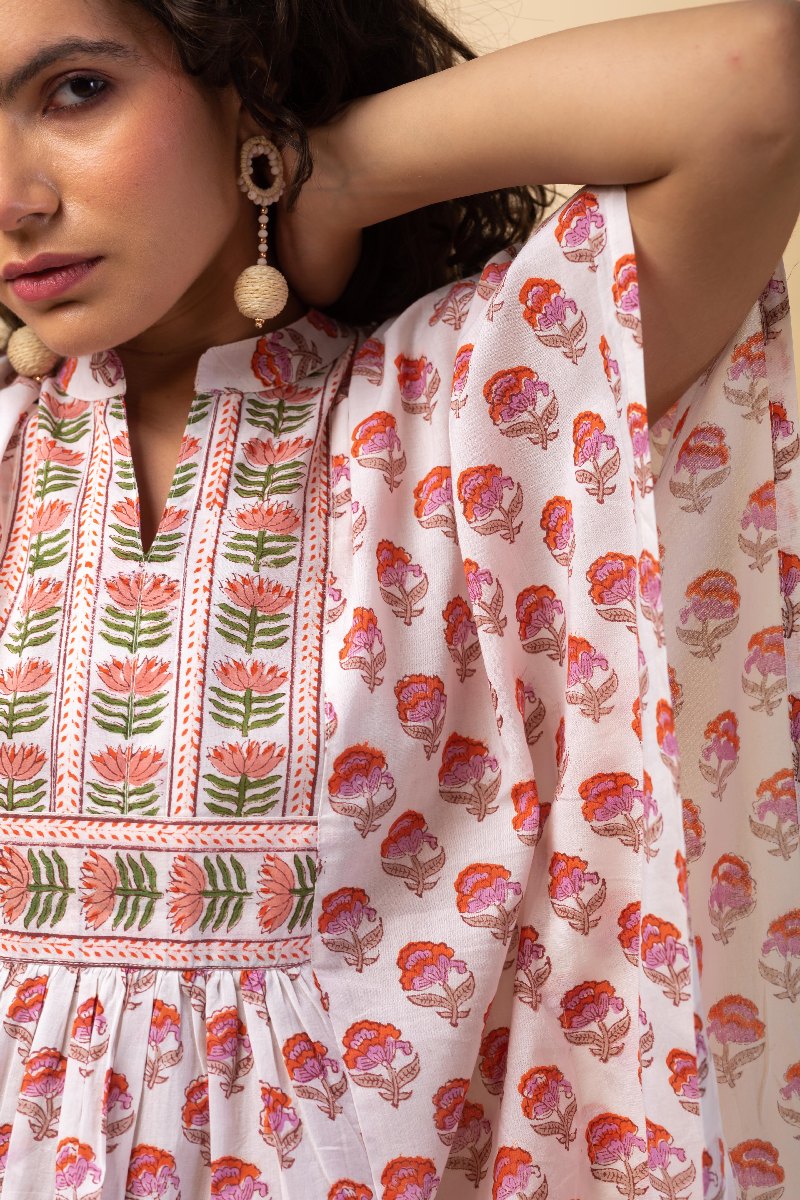 Image for Kusvaa Shkaf003 Akira Handblock Cotton Kaftan Closeup 2
