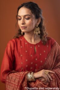 Image for Kusvaa Cood106 Trishira Chanderi Kurta Pant Set Featured
