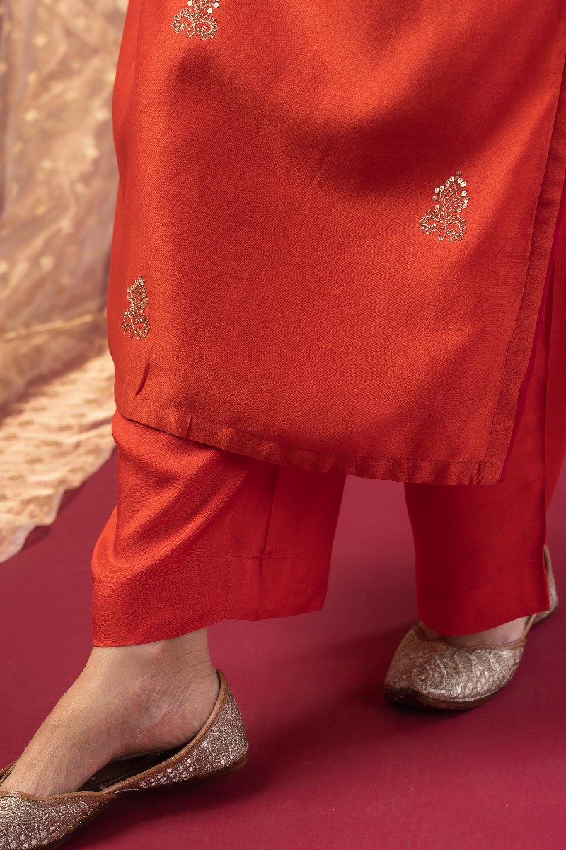 Image for Kusvaa Cood109 Svaksi Chanderi Cotton Kurta Pant Set Closeup 4