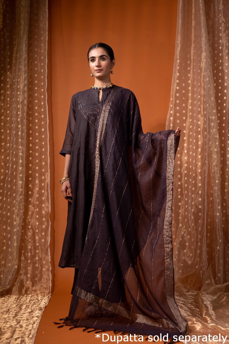 Image for Kusvaa Cood110 Nitya Chanderi Kurta Pant Set Front