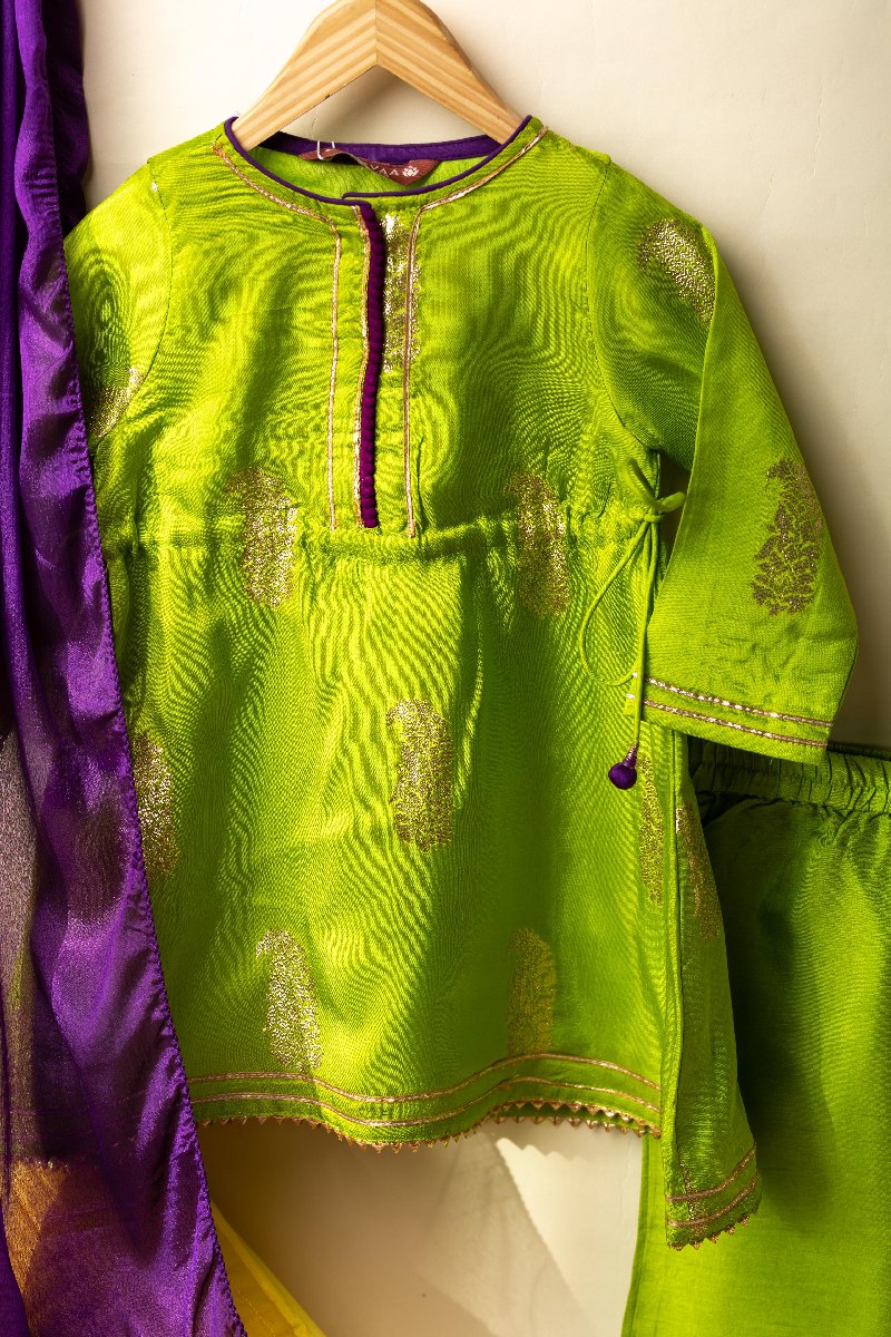 Image for Kusvaa Grw097 Sriui Silk Girls Complete Suit Set Back
