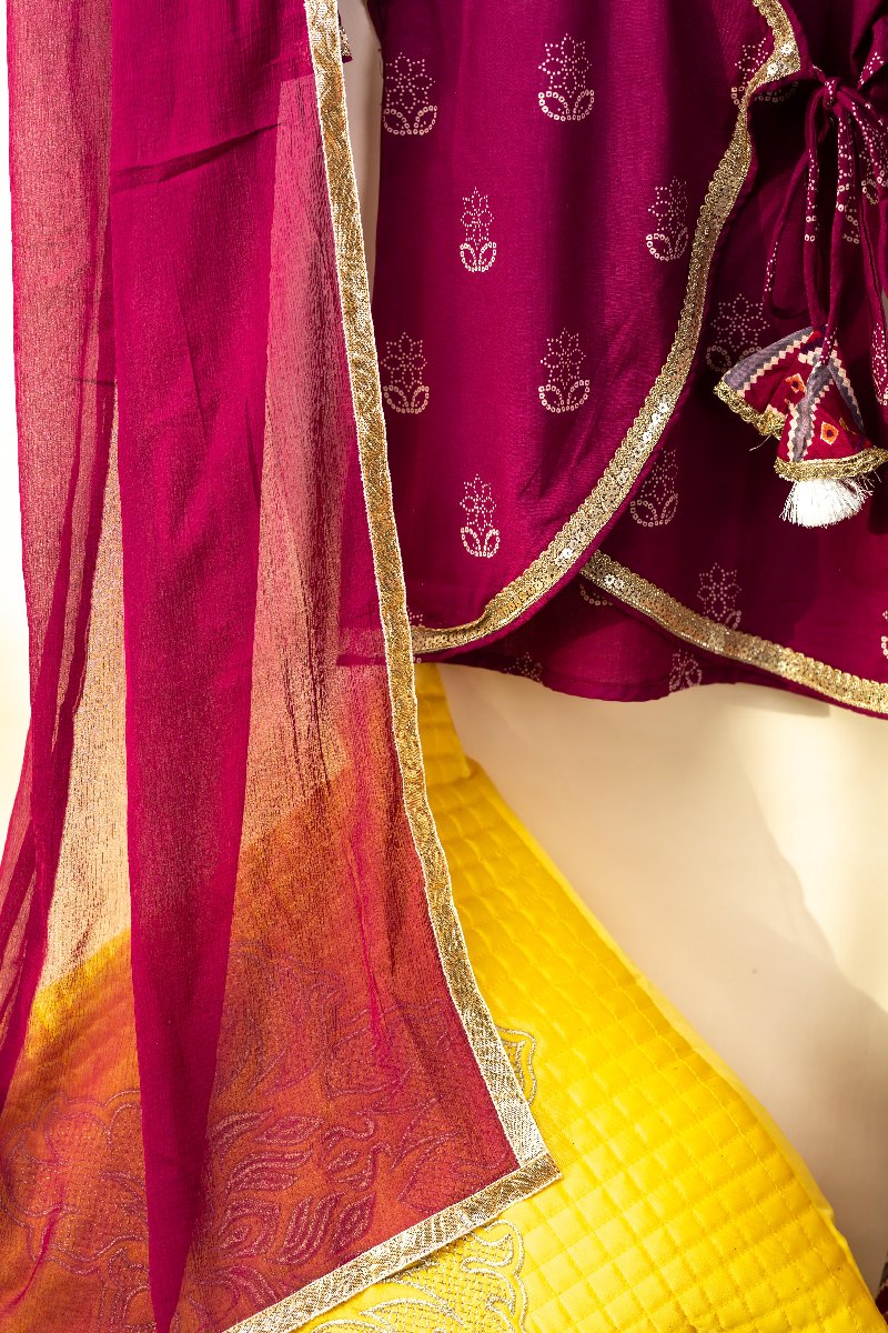 Image for Kusvaa Grw098 Tashya Cotton Girls Kurta Sharara Dupatta Set Neck