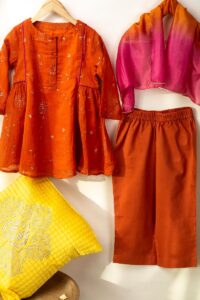 Image for Kusvaa Grw101 Saaya Cotton Mulmul Girls Complete Suit Set Front