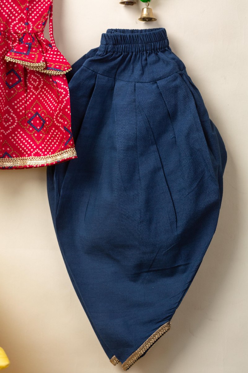 Image for Kusvaa Grw106 Diva Cotton Girls Kurta Pant Dupatta Set Sitting