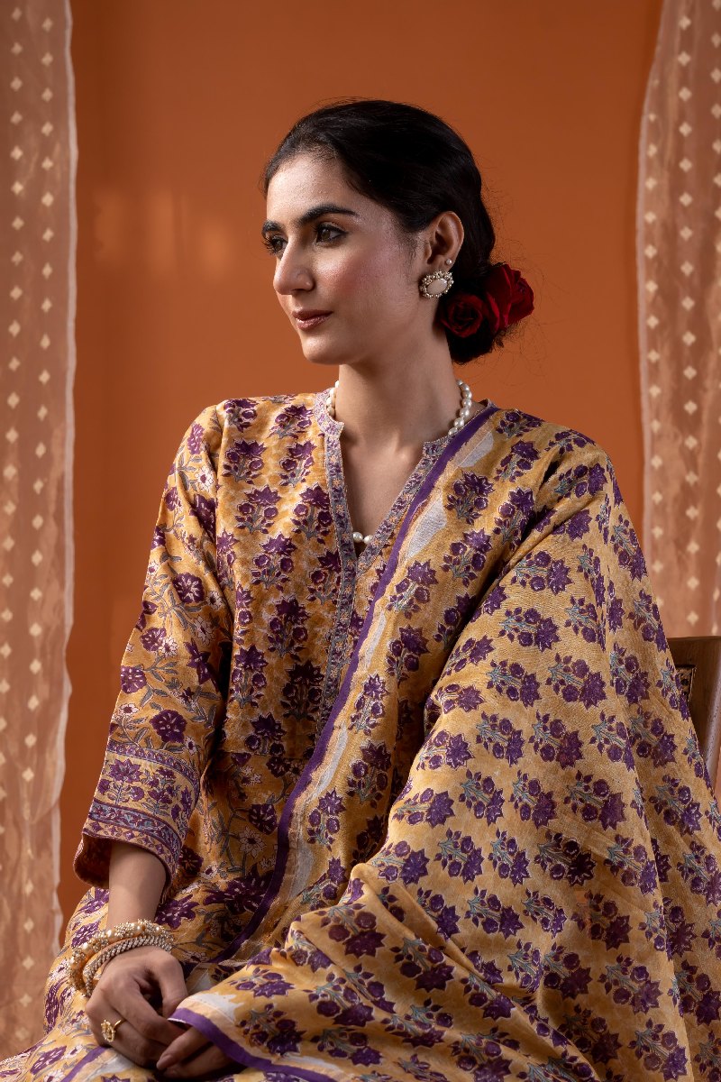 Image for Kusvaa Kds019 Pranasiv Chanderi Kurta With Dupatta Set Featured