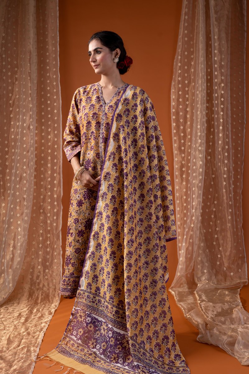 Image for Kusvaa Kds019 Pranasiv Chanderi Kurta With Dupatta Set Sleeves