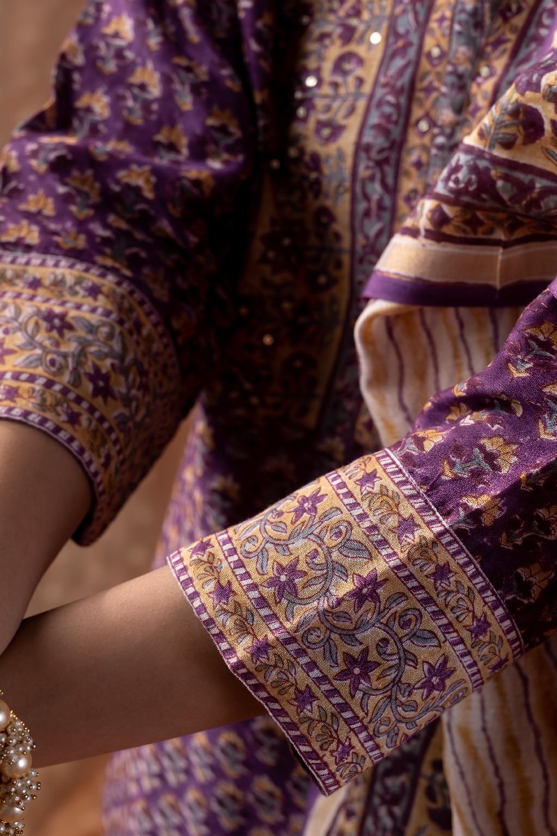 Image for Kusvaa Kds020 Tridha Chanderi Kurta With Dupatta Set Closeup 2