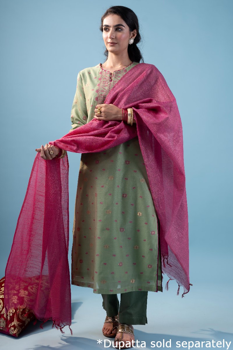 Image for Kusvaa Wkr212 Aarna Chanderi Jamdaai Kurta Front