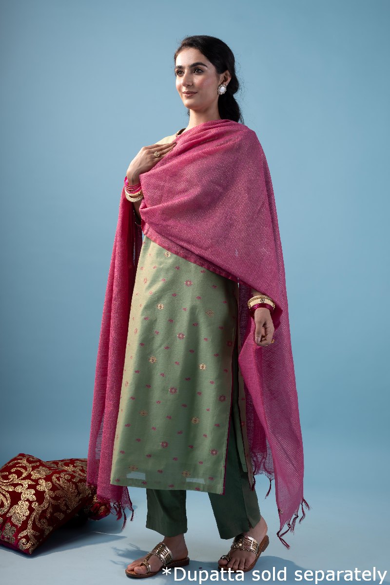 Image for Kusvaa Wkr212 Aarna Chanderi Jamdaai Kurta Neck