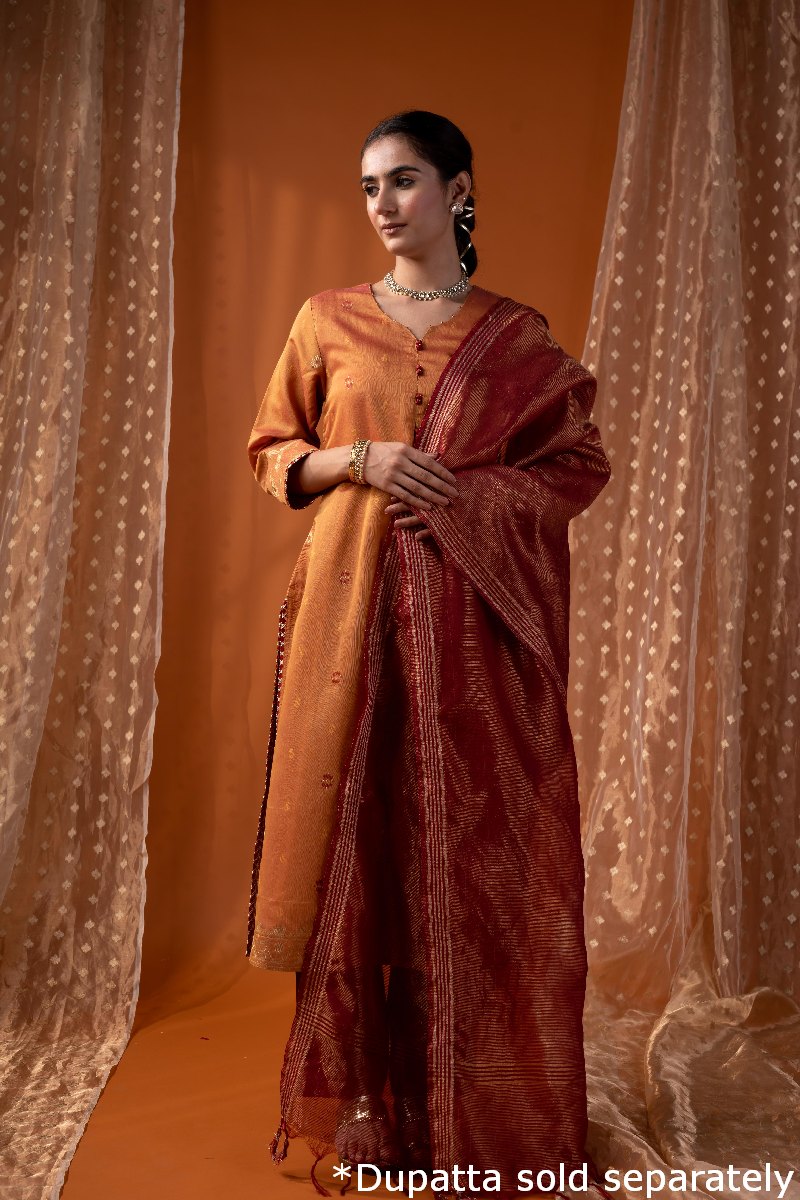 Image for Kusvaa Wkr213 Akshata Chanderi Jamdani Kurta Back
