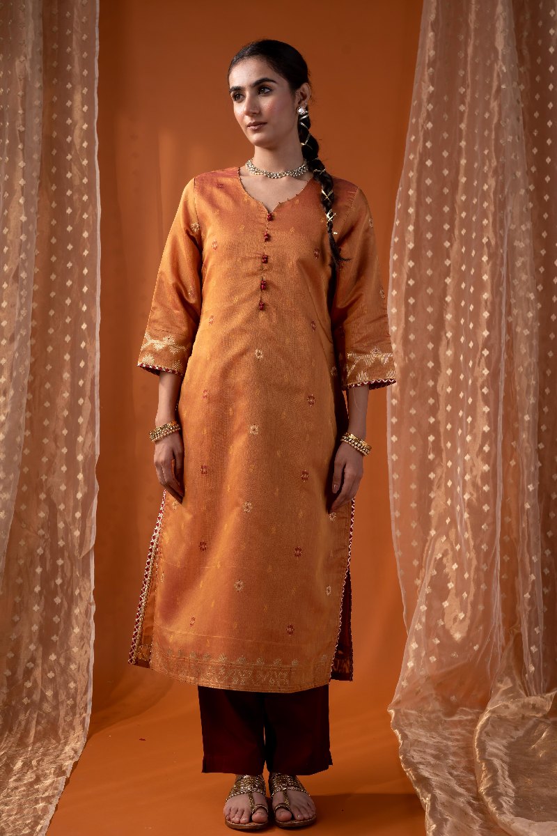 Image for Kusvaa Wkr213 Akshata Chanderi Jamdani Kurta Front
