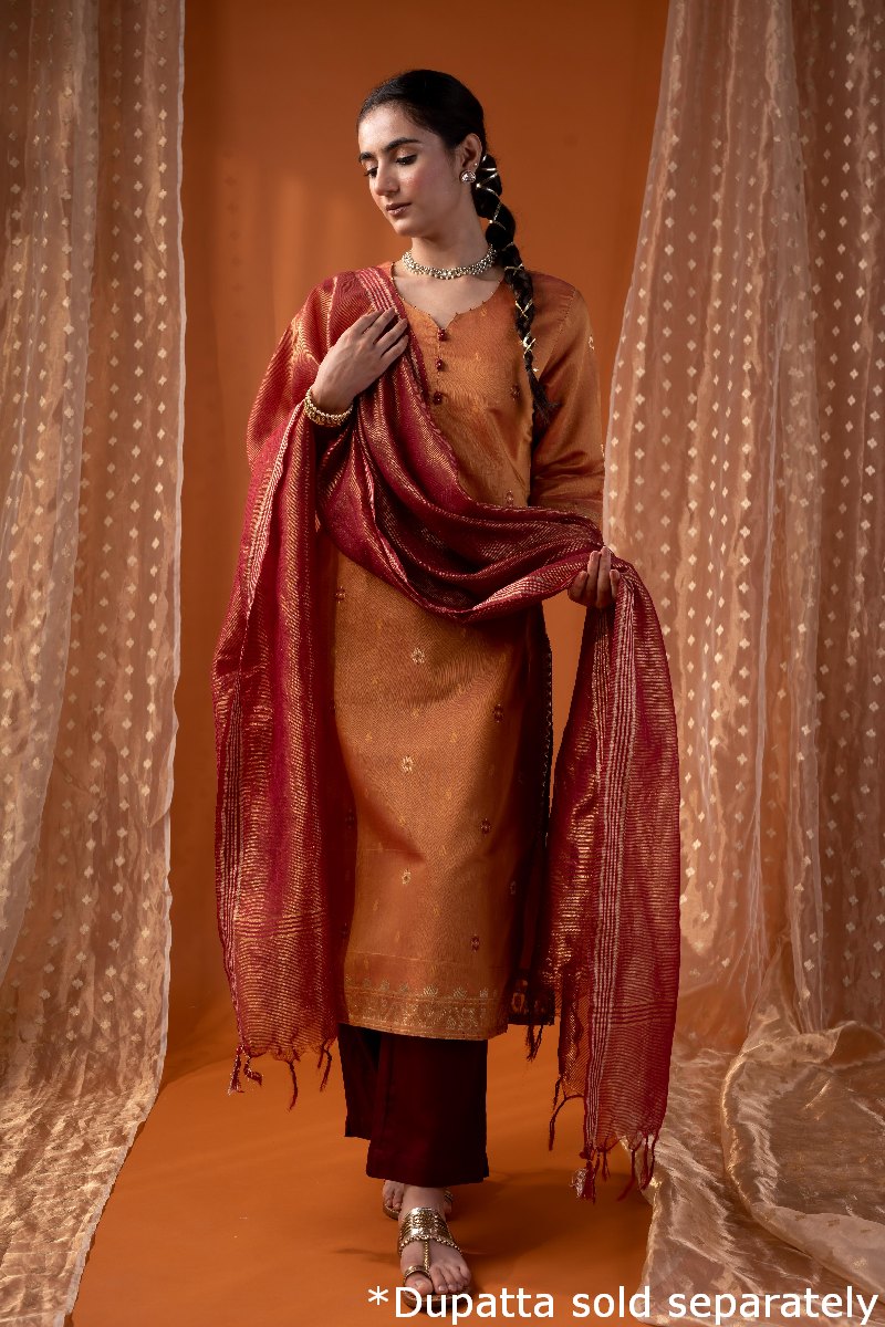 Image for Kusvaa Wkr213 Akshata Chanderi Jamdani Kurta Side
