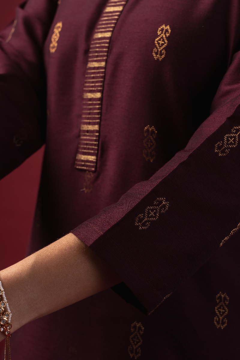 Image for Kusvaa Cood113 Savitha Cotton Silk Kurta Pant Set Closeup 2