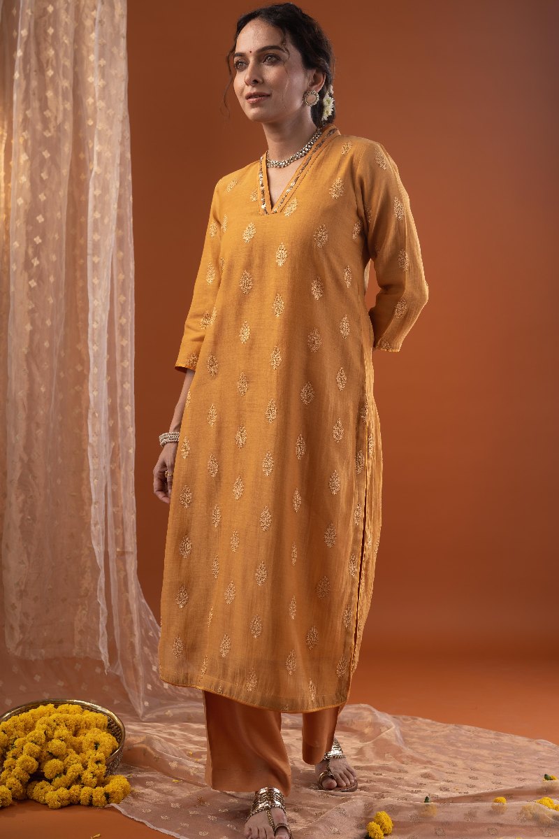 Image for Kusvaa Cood114 Pranashiv Chanderi Kurta Pant Set Closeup 2
