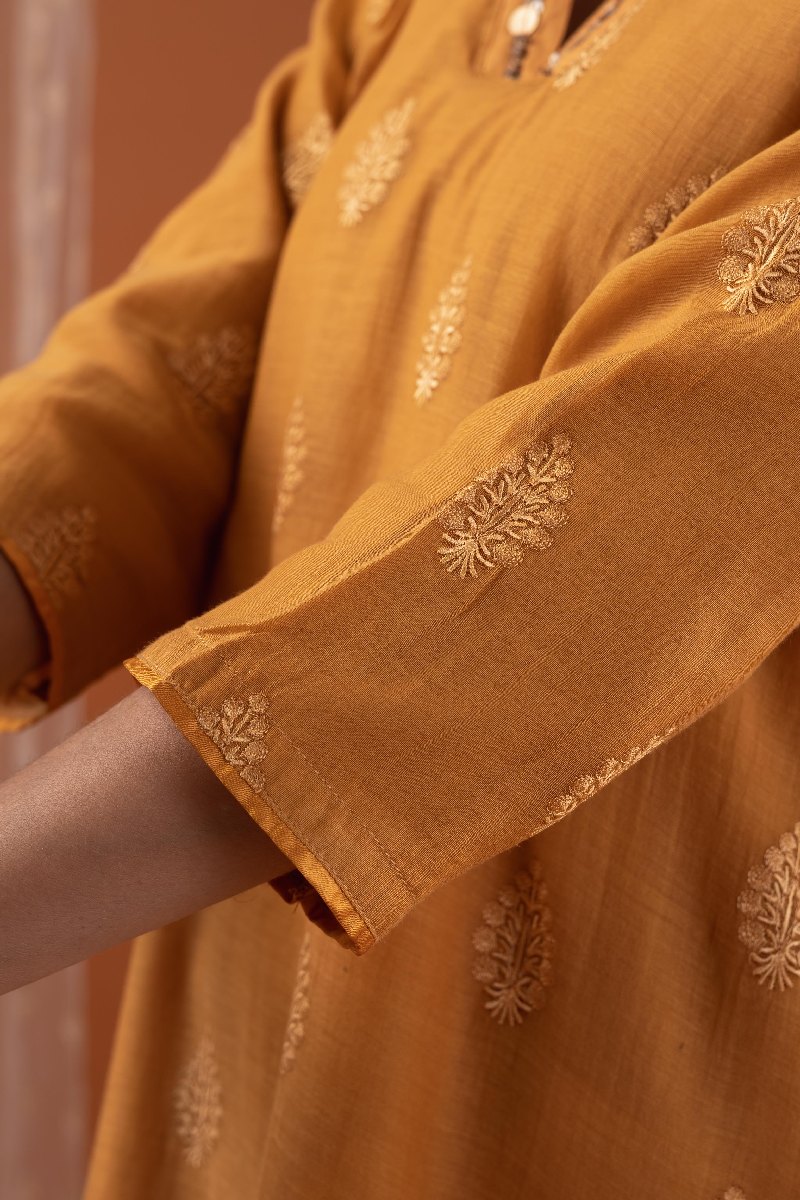 Image for Kusvaa Cood114 Pranashiv Chanderi Kurta Pant Set Sleeves