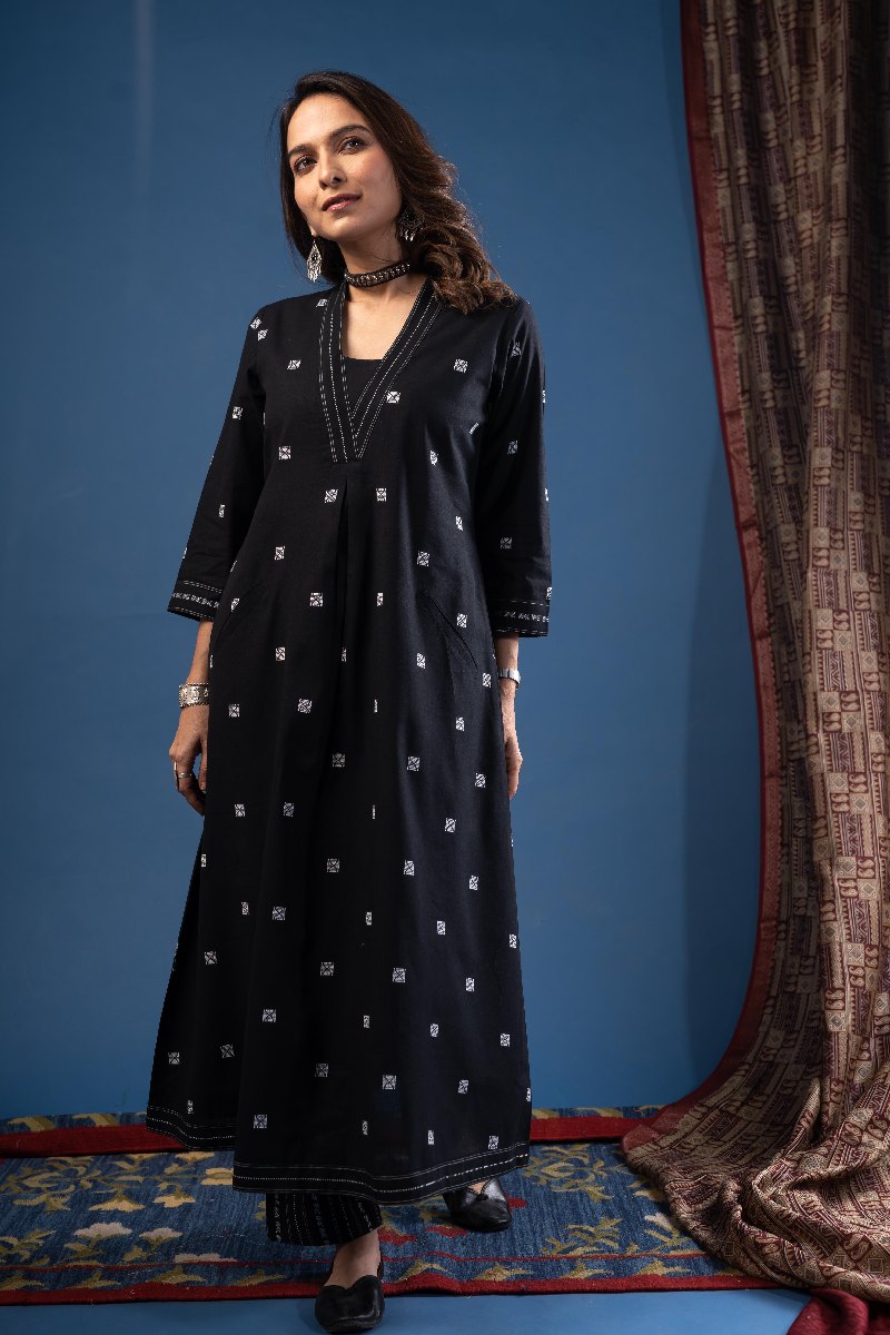 Image for Kusvaa Cood116 Demira Handloom Cotton Kurta Pant Set Front