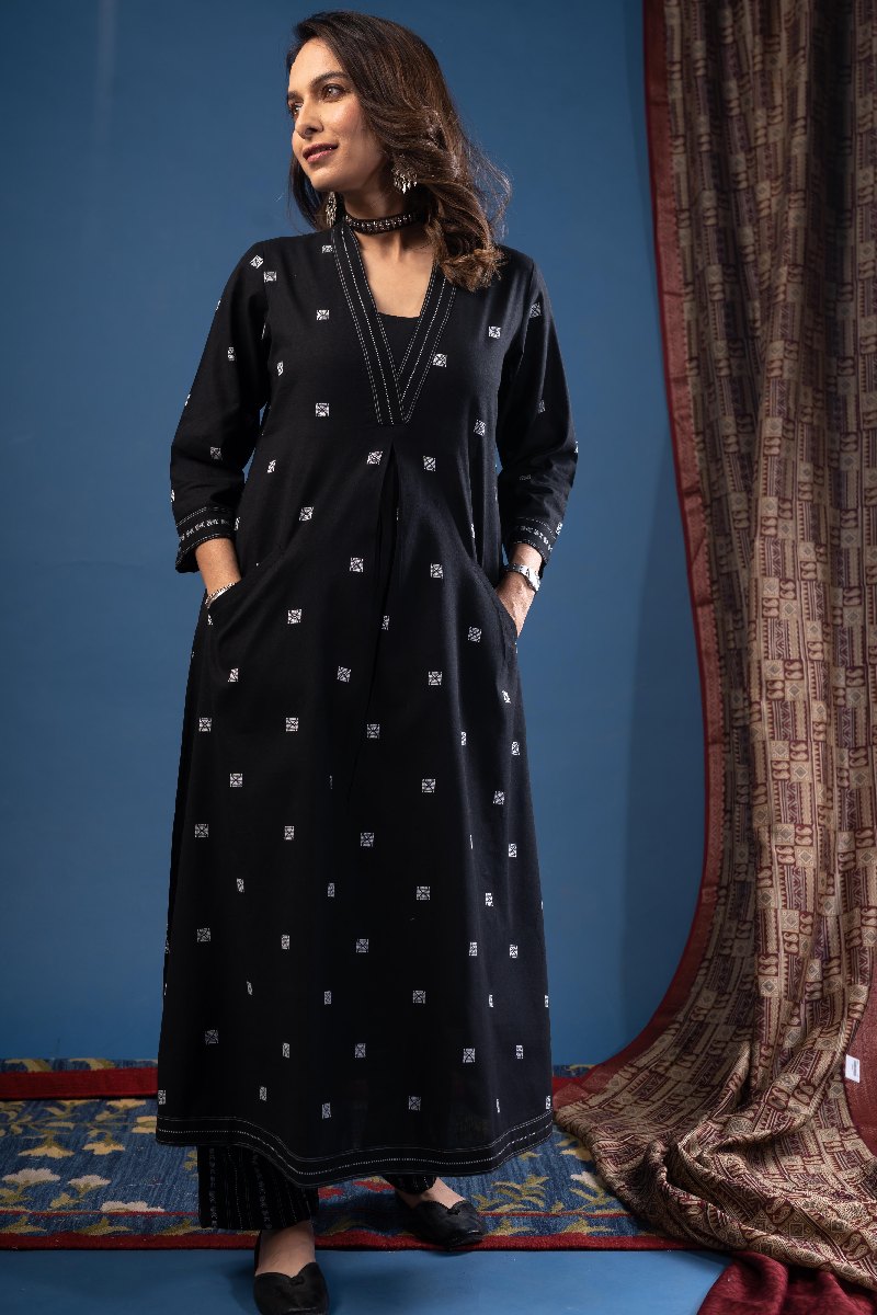 Image for Kusvaa Cood116 Demira Handloom Cotton Kurta Pant Set Side