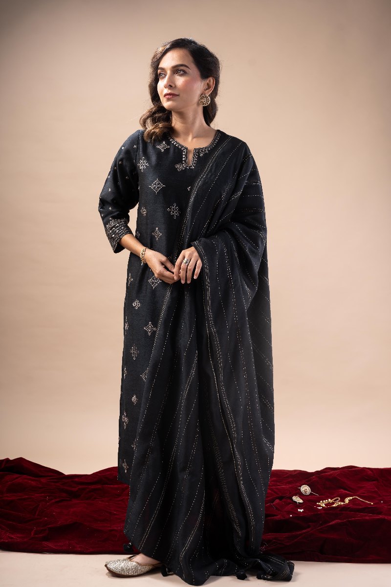 Image for Kusvaa Kds024 Kian Tussar Silk Kurta Dupatta Set Front