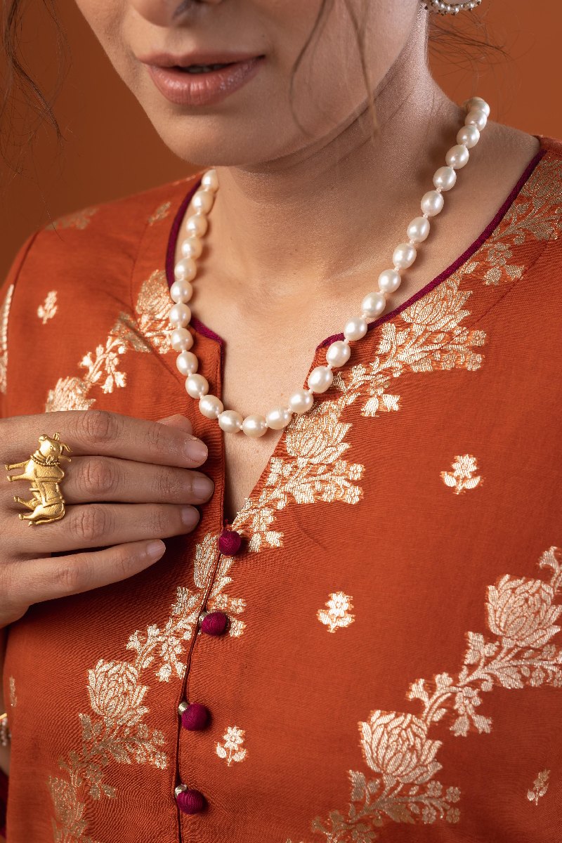 Image for Kusvaa Wkr223 Ayuddha Chanderi Straight Fit Kurta Closeup