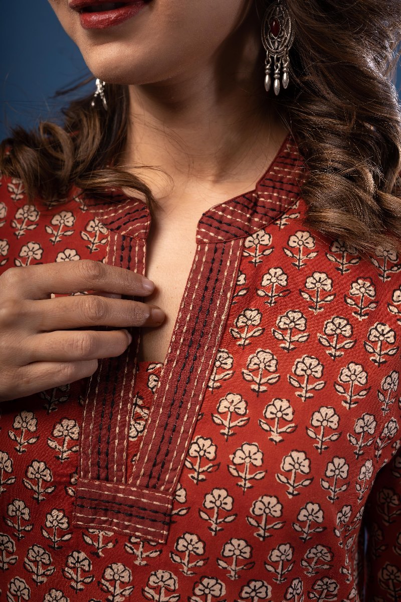 Image for Kusvaa Wkr229 Maitheli Cotton Handblock Kurta Closeup 2
