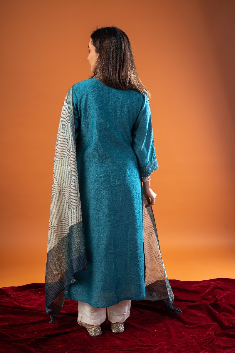 Image for Kusvaa Kds026 Iska Kurta With Dupatta Set Back