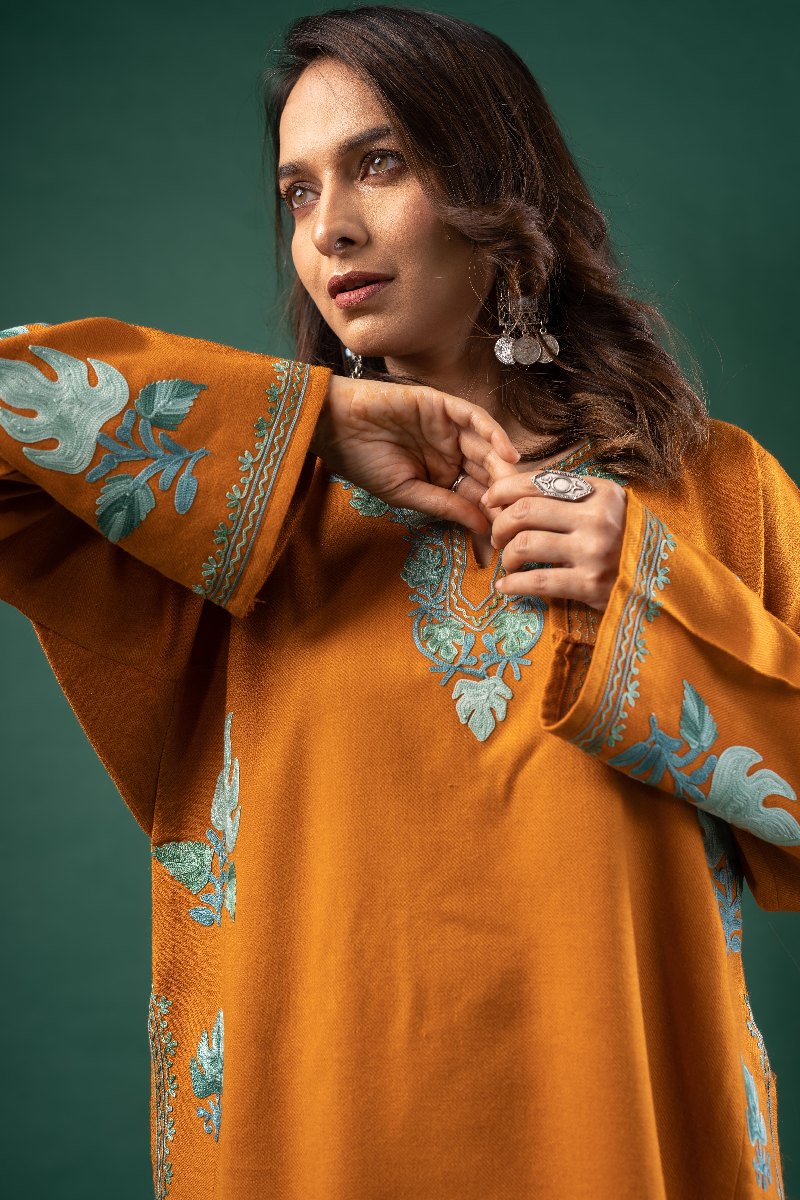 Image for Kusvaa Phi005 Aasha Woolen Phiran Sleeves