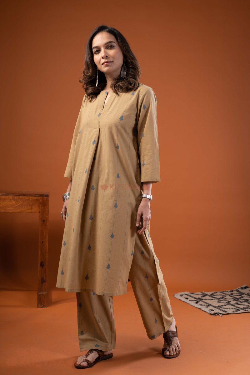 Image for Kusvaa Cood128 Adira Handloom Cotton Kurta Pant Set Pocket