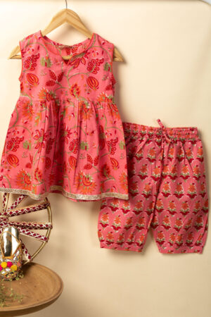 Image for Kusvaa Grw075 Prakriti Cotton Girls Kurta Pant Set Featured New