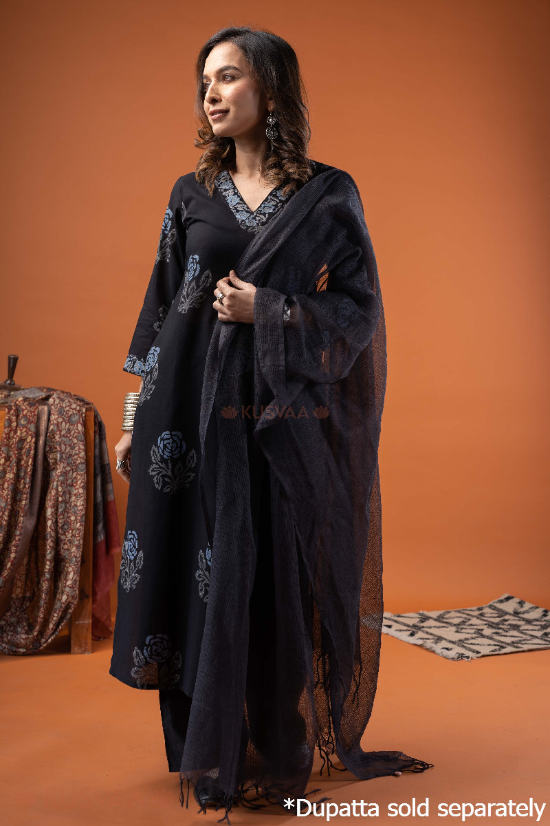 Image for Kusvaa Wkr260 Virika Cotton Handblock Print Kurta Pattern