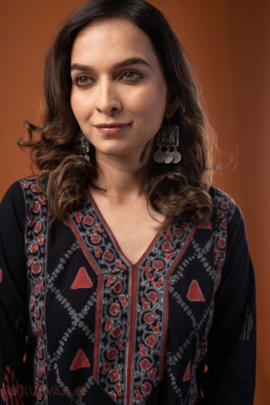 Image for Kusvaa Wkr263 Avaia Cotton Handblock Print Kurta Featured
