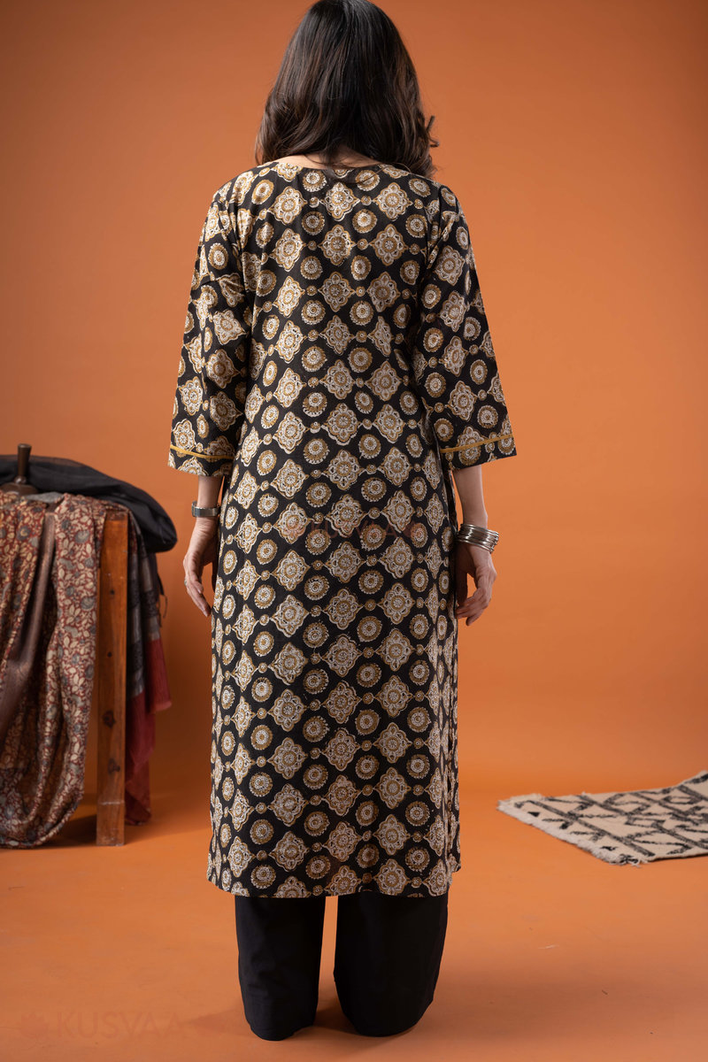 Image for Kusvaa Wkr269 Rhea Cotton Handblock Print Kurta Back