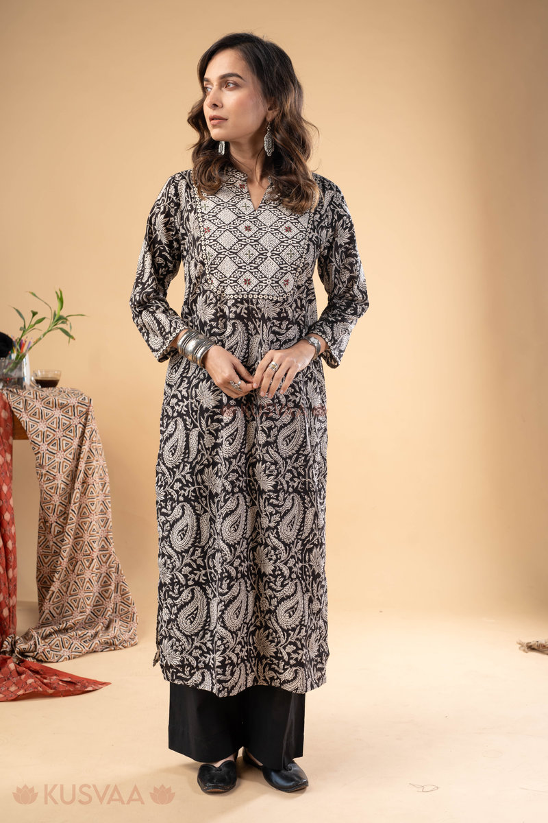 Image for Kusvaa Wkr270 Mayanka Cotton Handblock Print Kurta Front