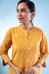 Image for Kusvaa Wkr276 Vyapti Handloom Cotton Kurta Featured