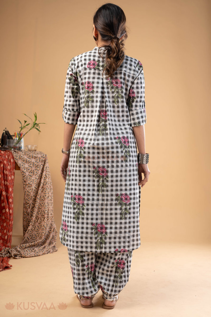 Image for Kusvaa Cood130 Anaswara Cotton Kurta Pant Set Back